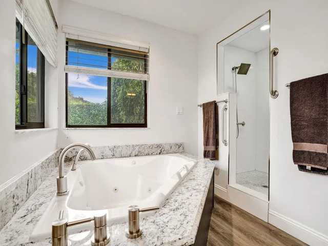 Boca Bath & Tennis Residence photo 59