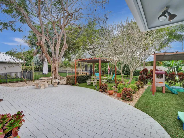 Boca Bath & Tennis Residence photo 68