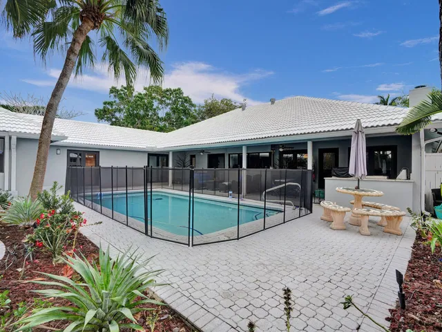 Boca Bath & Tennis Residence photo 80