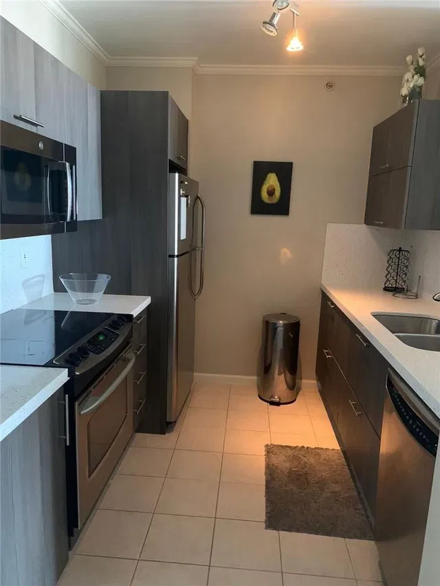 The Tower Condominium at Cityplace Unit 907 photo 9