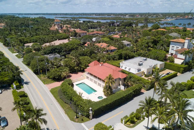 1080 S Ocean Boulevard