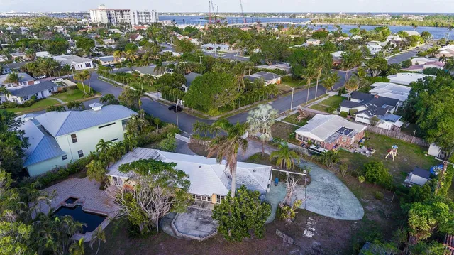 SoSo West Palm Beach Residence photo 8
