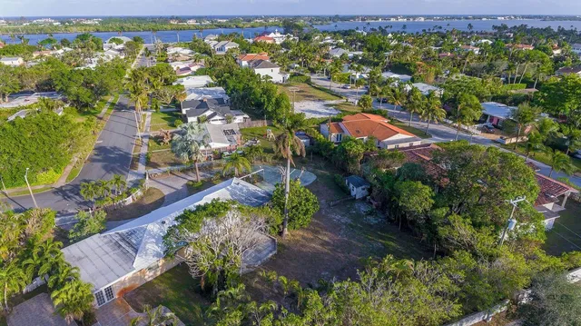 SoSo West Palm Beach Residence photo 11