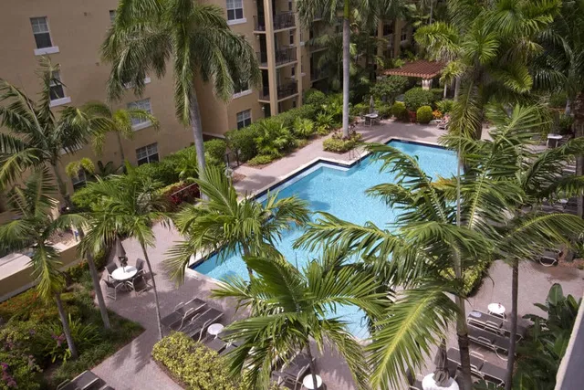 Flagler Pointe Unit 411 photo 3