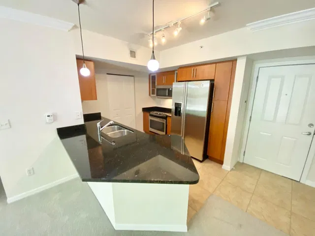 The Prado Unit 620 photo 8