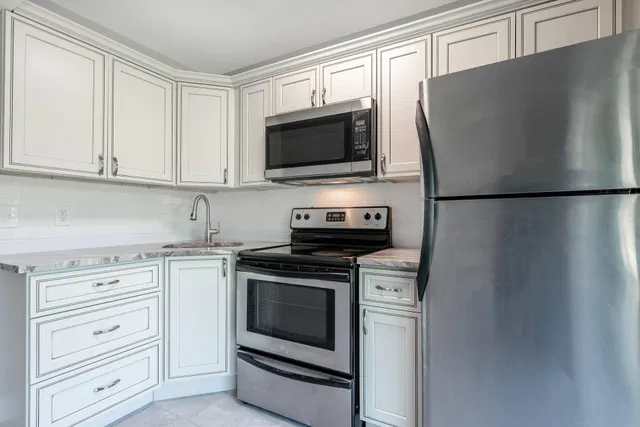 Unit 8923 photo 9