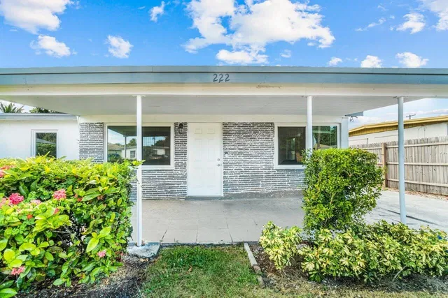 Residence photo 5