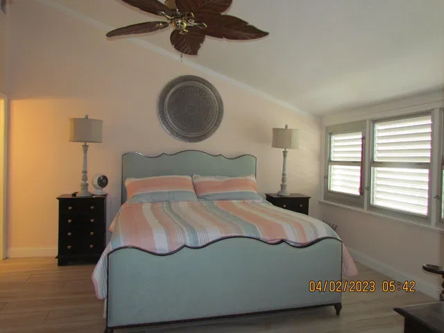 Unit 2-202 photo 15