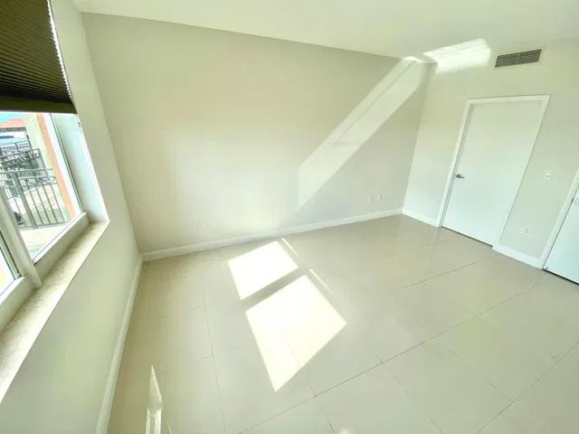 CityPlace South Tower Unit 624 photo 12