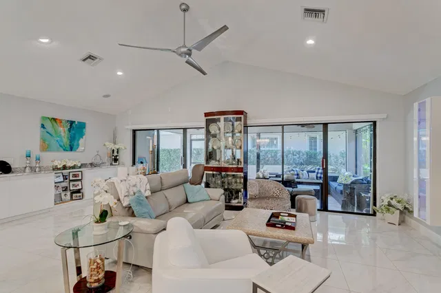 PGA National Palm Beach Gardens Residence photo 16
