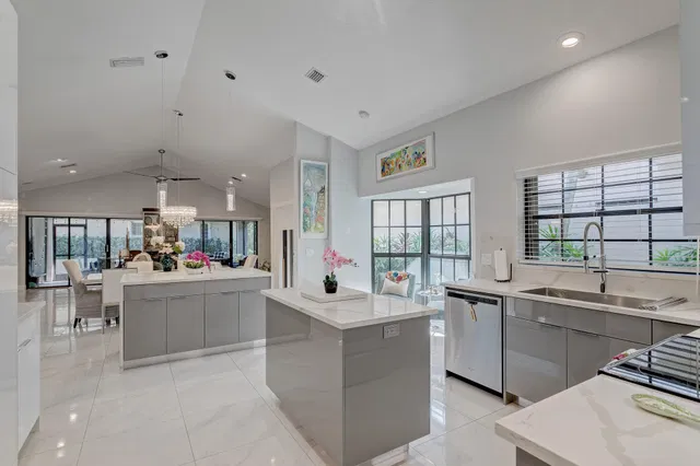 PGA National Palm Beach Gardens Residence photo 22
