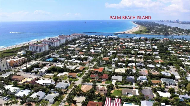 Palm Beach Shores Residence photo 11