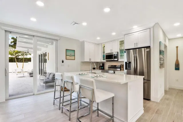 Palm Beach Shores Residence photo 31