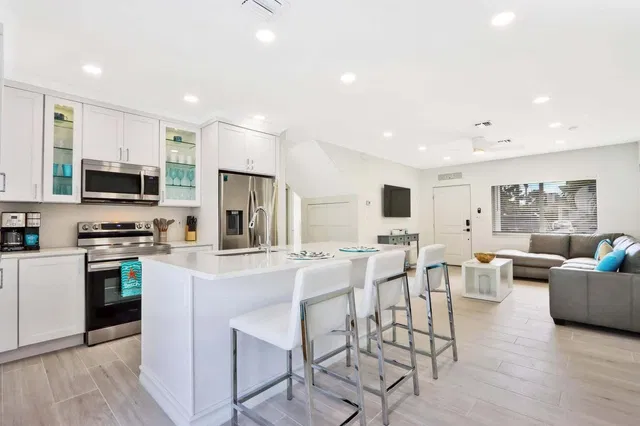 Palm Beach Shores Residence photo 34