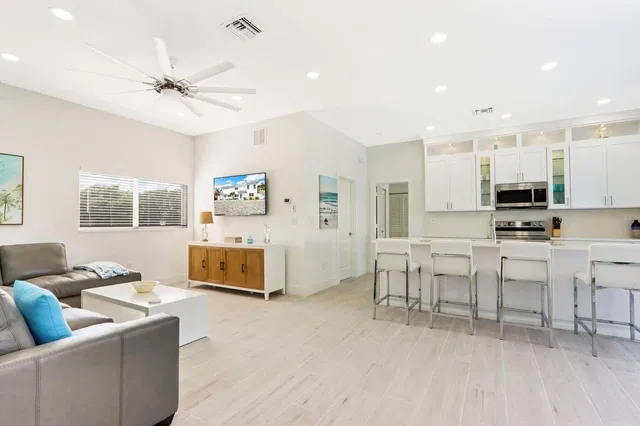 Palm Beach Shores Residence photo 48
