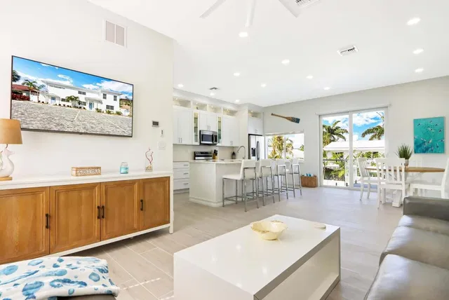 Palm Beach Shores Residence photo 51
