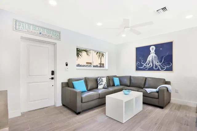 Palm Beach Shores Residence photo 78