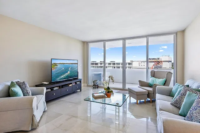 2773 S Ocean Boulevard #517