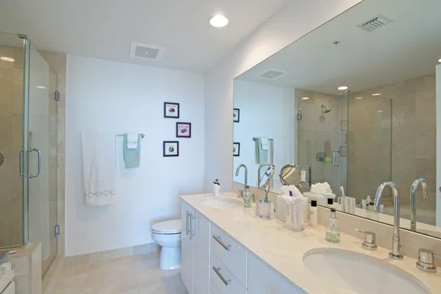 Cityplace South Tower Unit 1815 photo 5