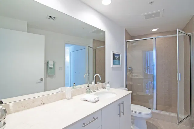 Cityplace South Tower Unit 1815 photo 7