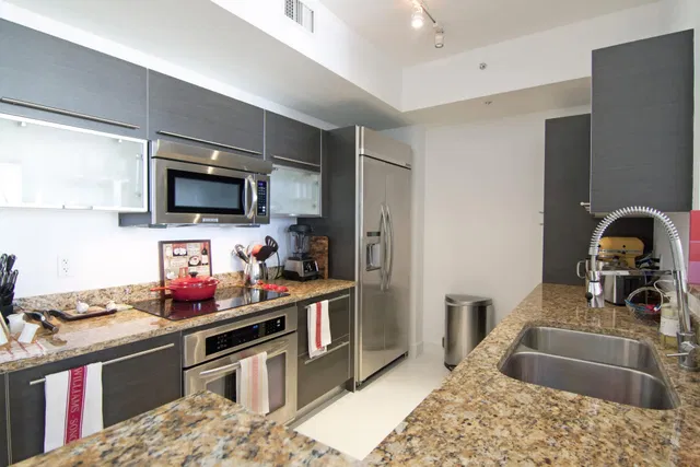 Cityplace South Tower Unit 1815 photo 8