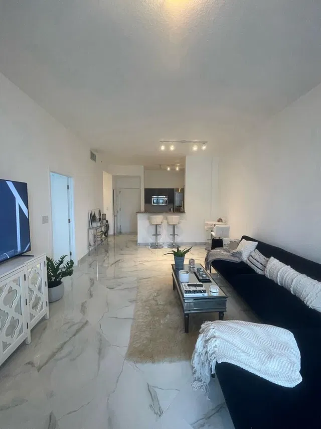Cityplace South Tower Unit 912 photo 3