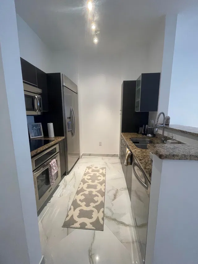 Cityplace South Tower Unit 912 photo 4