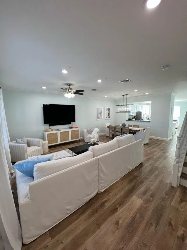 Residence photo 3