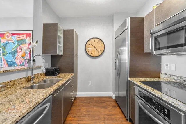 CityPlace South Tower Unit 825 photo 11