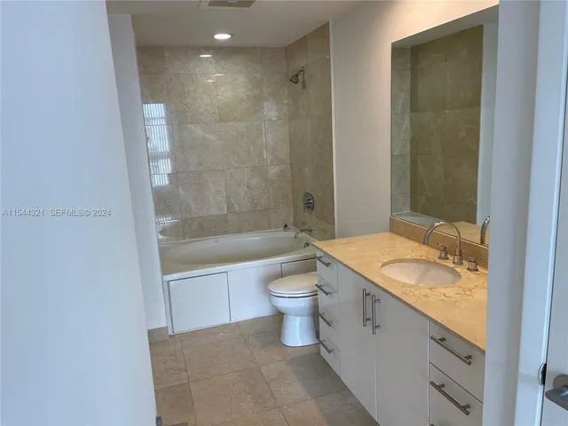 Cityplace South Tower Unit 1018 photo 9