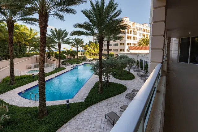 Bellaria Condos Palm Beach Unit 204 photo 2