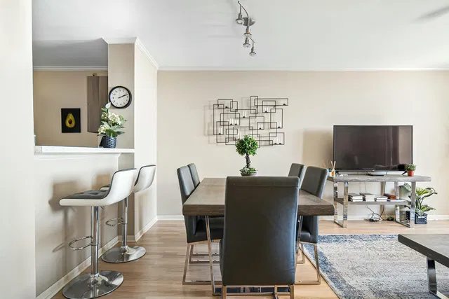 The Tower Condominium at Cityplace Unit 907 photo 5