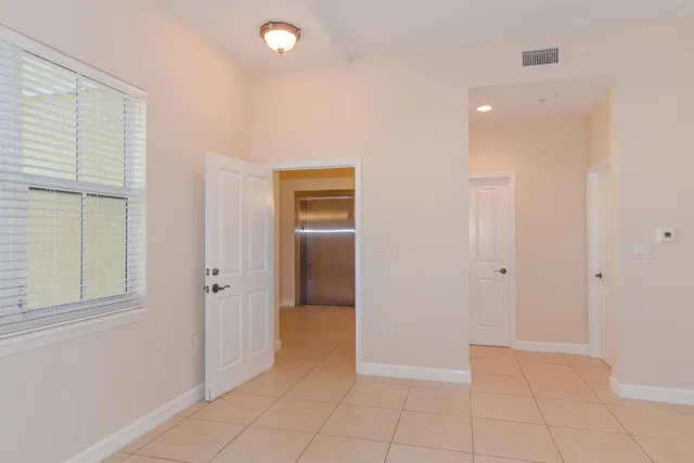 Flagler Landing Unit 302 photo 9
