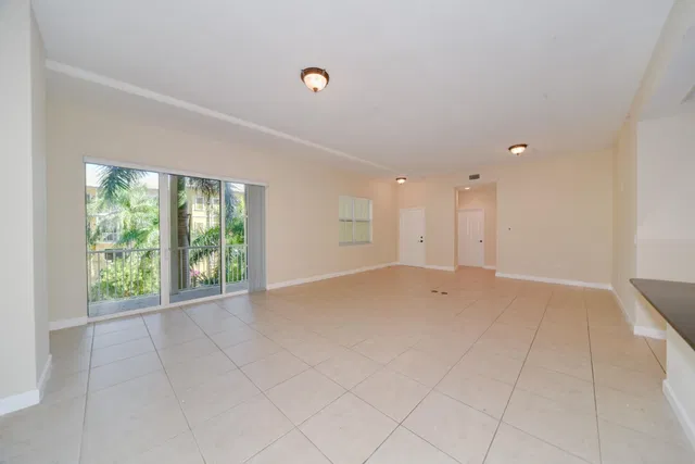 Flagler Landing Unit 302 photo 12