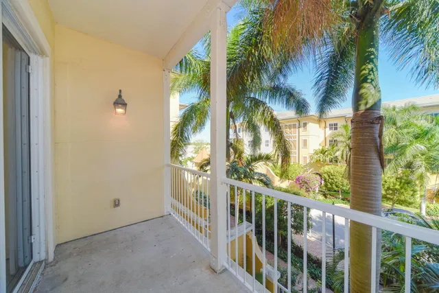 Flagler Landing Unit 302 photo 21