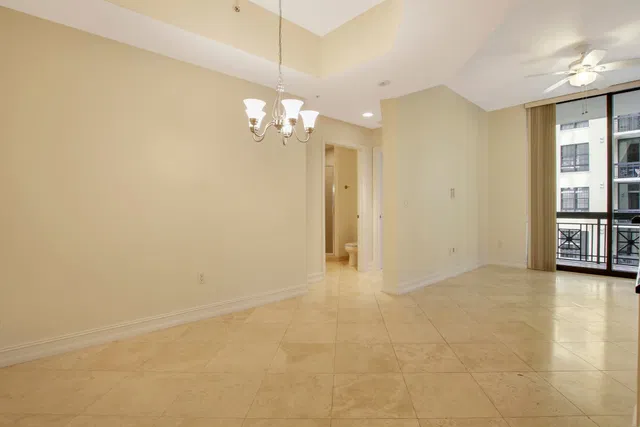 Two City Plaza Unit 1014 photo 6