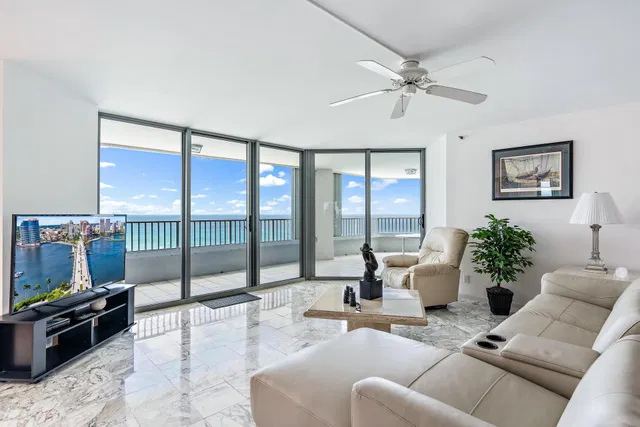Corniche Singer Island Unit 1901 photo 6
