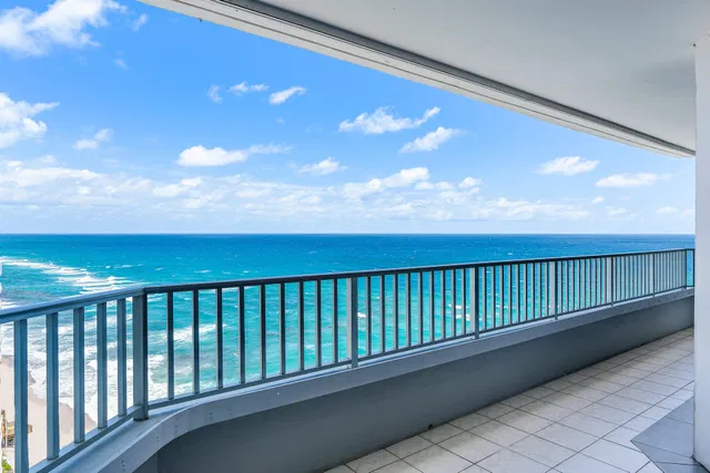 Corniche Singer Island Unit 1901 photo 8