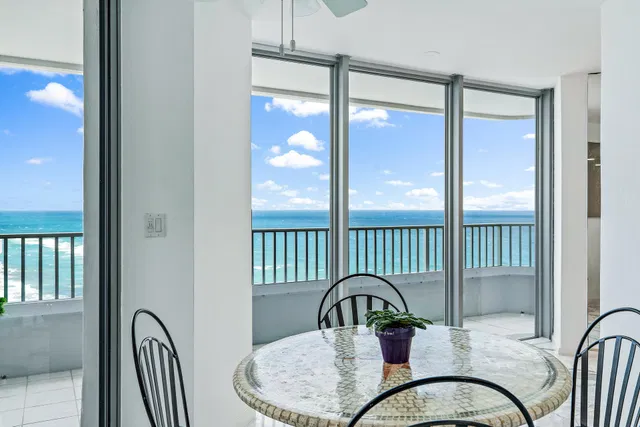 Corniche Singer Island Unit 1901 photo 9