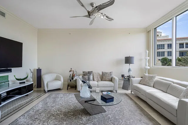 Bellaria Condos Palm Beach Unit 402 photo 7