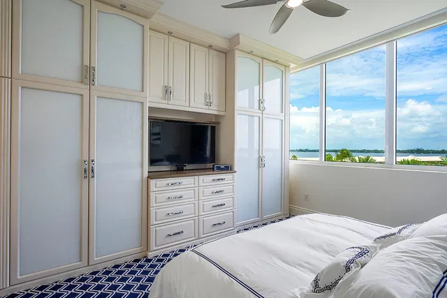 Bellaria Condos Palm Beach Unit 402 photo 11