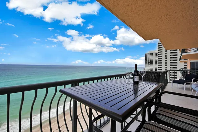 Via Delfino Condominium Unit 1401 photo 2