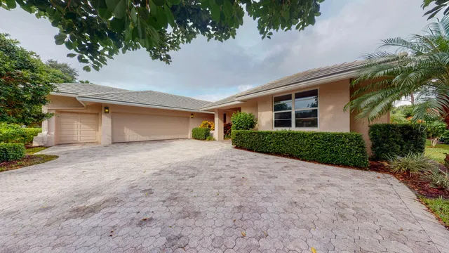 Willoughby Golf Club Residence photo 4