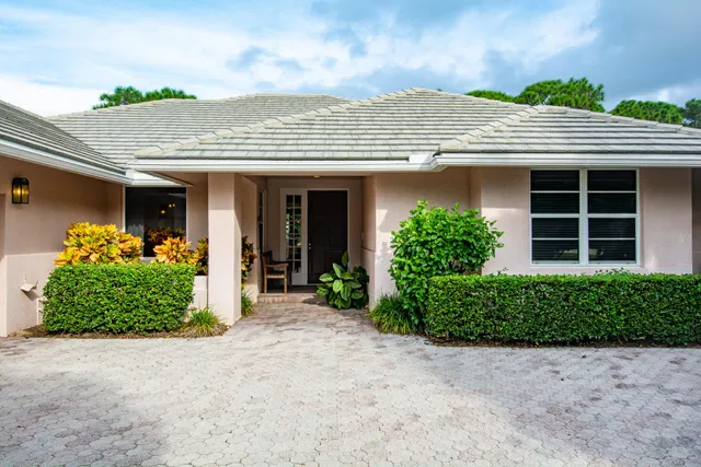 Willoughby Golf Club Residence photo 5