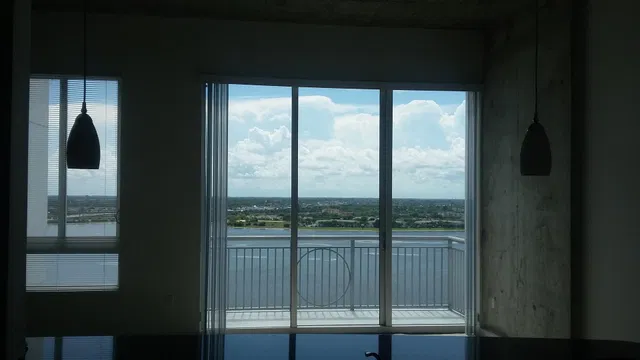 The Edge Unit 1612 photo 6