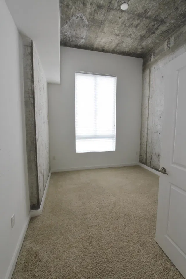 The Edge Unit 1612 photo 10