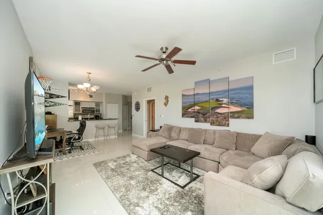 The Astor Unit 505 photo 10