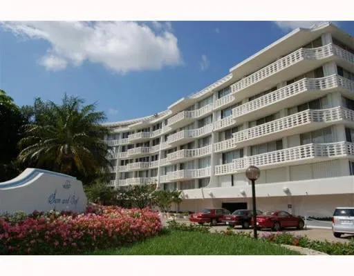 130 Sunrise Avenue #219