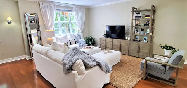 Magnolia Court Residence photo 11
