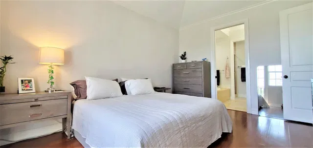 Magnolia Court Residence photo 13